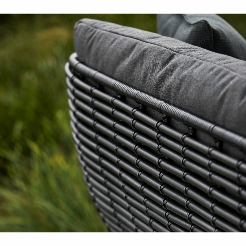 Cane-line "Basket" Loungeserie, Geflecht graphite, AirTouch-Kissen grey