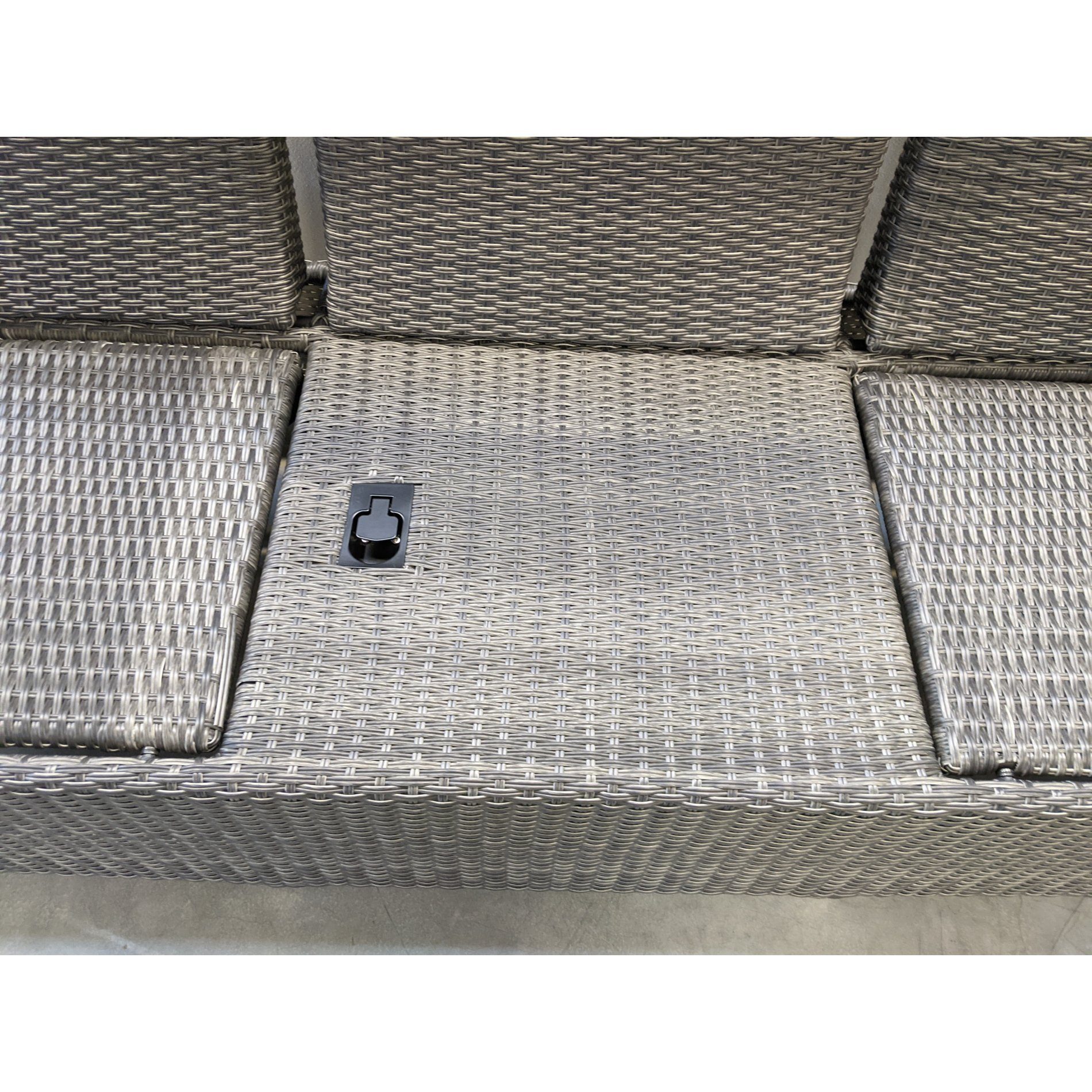 Ploß "Rocking Comfort" 3-Sitzer Loungesofa, Gestell Aluminium, Geflecht Polyrattan grau-braun meliert, Detail Verstellmechanismus