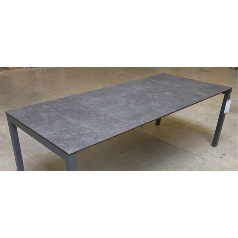 SIT Mobilia Tischplatten-Dekor HPL Oxido Bluestone, hier bei "Etna" Gartentisch Aluminium