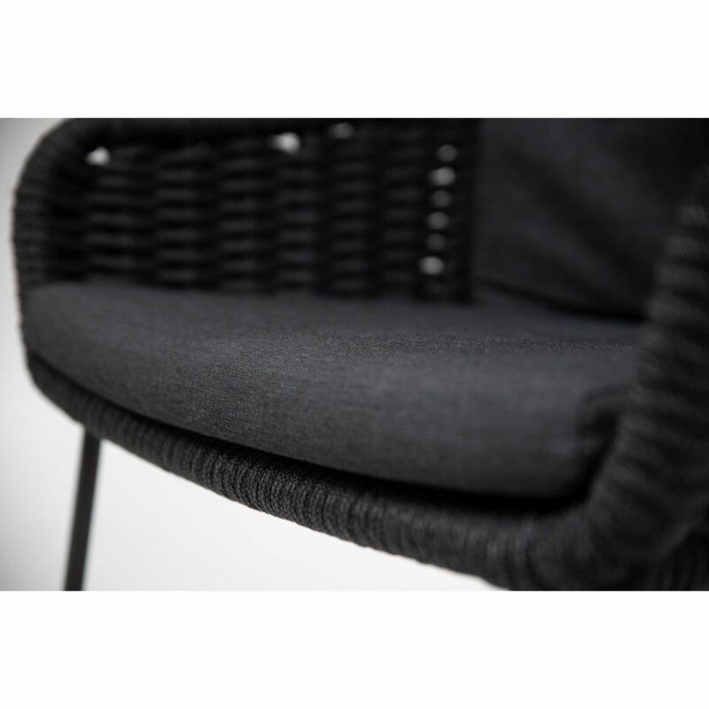 4Seasons Outdoor "Wing" Diningsessel, Gestell Edelstahl anthrazit, Sitzfläche Rope platinum, Kissen Olefin grau, Detail