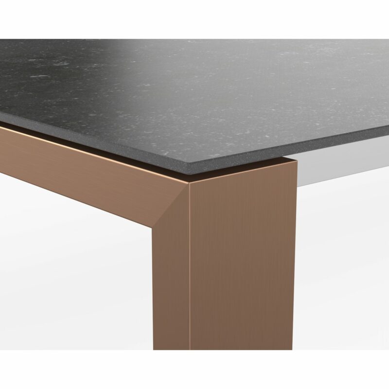 SIT Mobilia "Olympia Oslo Cobre" Gartentisch, Gestell Edelstahl Kupfer verchromt, Tischplatte Dekton Fossil