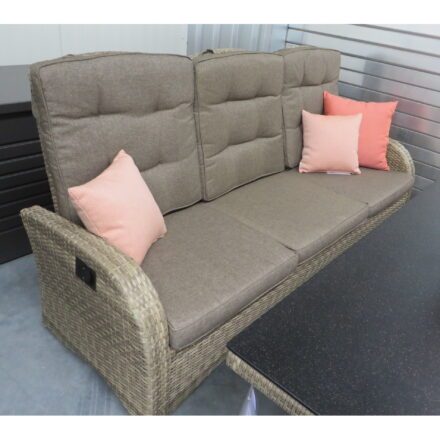 Ploss "Rabida Comfort" Loungesofa, Untergestell Aluminium, Polyrattan-Geflecht champagner meliert, Polster savanna, Dekokissen separat erhältlich, Ausstellung Karlsruhe