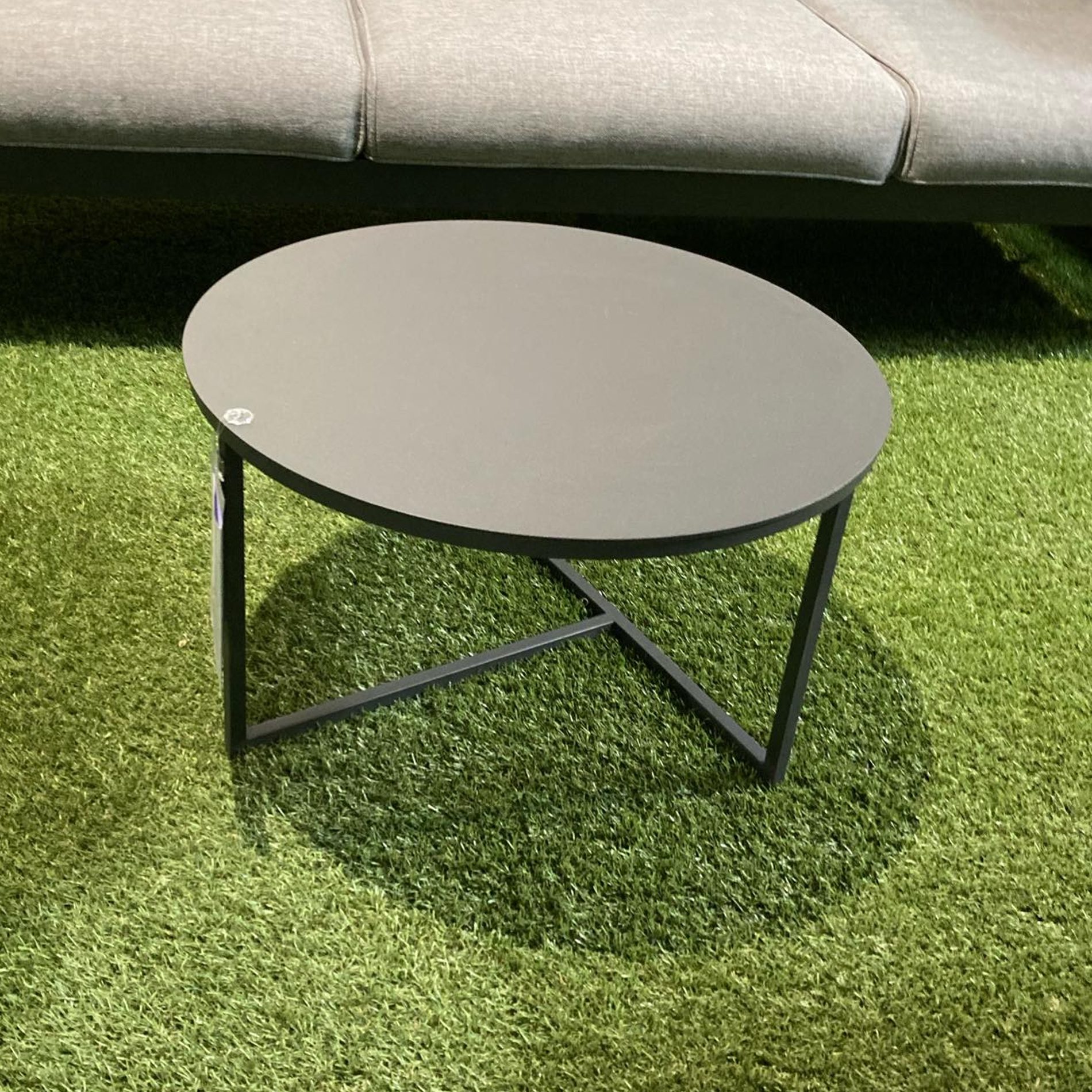 4Seasons Outdoor Valetta Loungetisch Ø 58,5 cm – Ausstellung Lauchringen