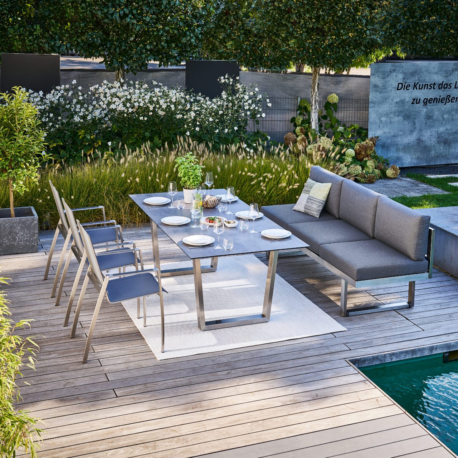 Gartenmöbel Company & 4 x vor Ort in Süddeutschland