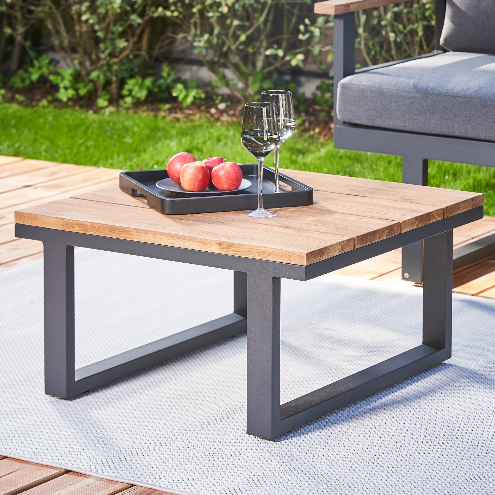 CASA DOMA Aragona Loungetisch, Höhe 39 cm, Aluminium anthrazit/Teak
