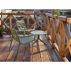 NARDI "Doga Relax" Loungesessel, Gestell und Sitzfläche Kunststoff agave, mit "Spritz" Bistro-/Beistelltisch, Kunststoff agave