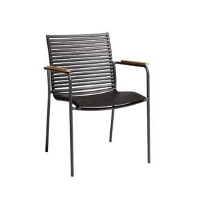 Cinas "Mood Classic" Stapelstuhl, Gestell Aluminium anthrazit, Sitzfläche Kunststoff-Lamellen schwarz, Teak-Armlehnen