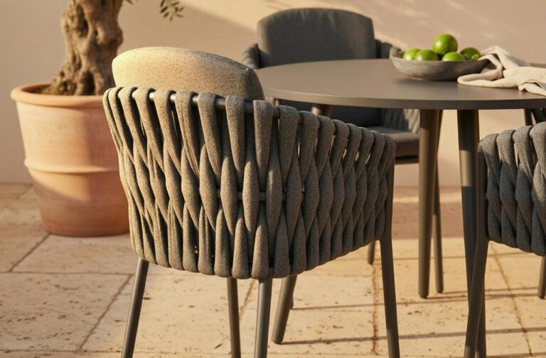 Gartensessel "Carano" vom Liadomo mit 3D-Rope auf der Terrasse
